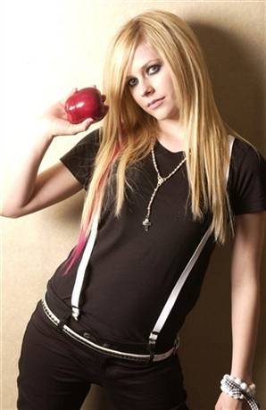 200707080949520.Avril-Lavigne.jpg